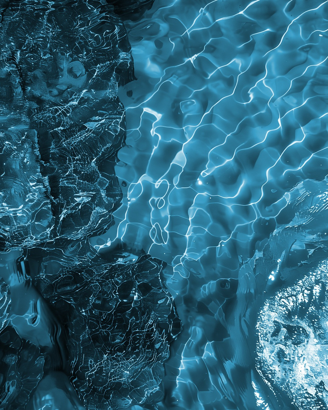 تصميم مائي ساحر يجمع بين الصفاء والغموض